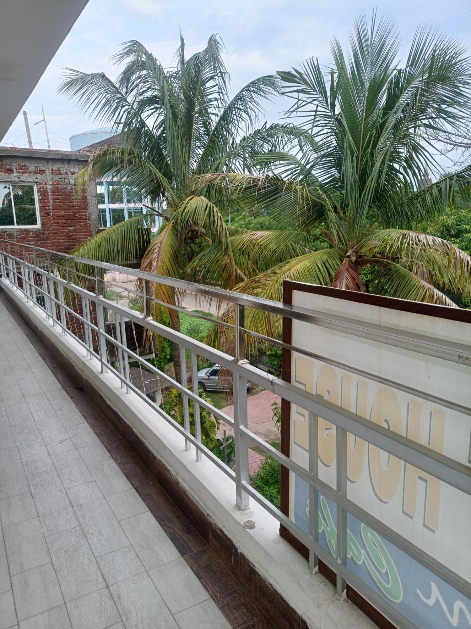 The Gupta Guest House Bodh Gaya Exterior photo